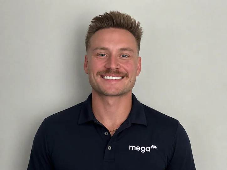 Isaac Garstecki, Operations & Payment Consultant
